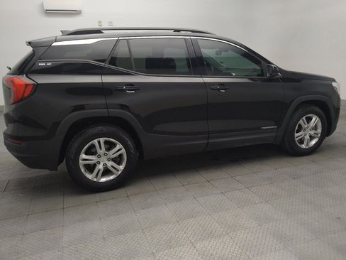 Used 2018 GMC Terrain SLE w/ Driver Convenience Package FWD image 10