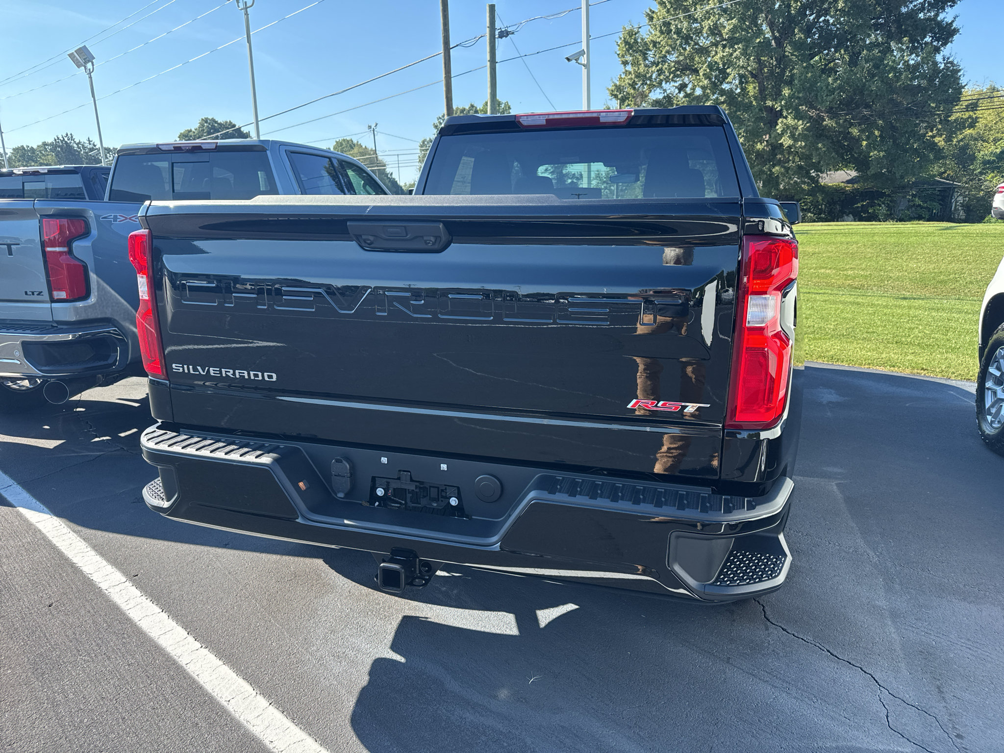New 2026 Chevrolet Silverado 1500 RST w/ RST Select Package AWD/4WD image 5
