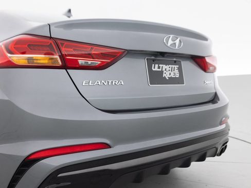 Used 2018 Hyundai Elantra Sport w/ Sport Premium Package 03 FWD image 17