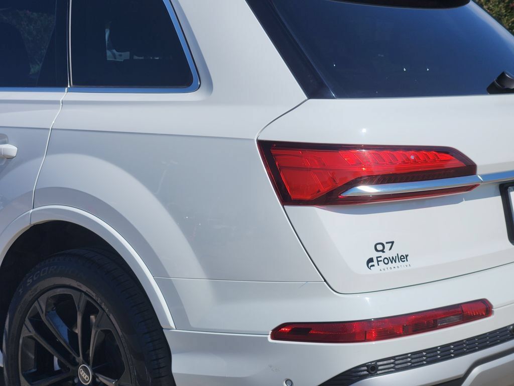 Used 2025 Audi Q7 3.0T Premium Plus AWD/4WD image 15