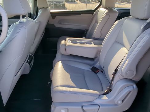 Certified 2024 Honda Odyssey EX-L image 27
