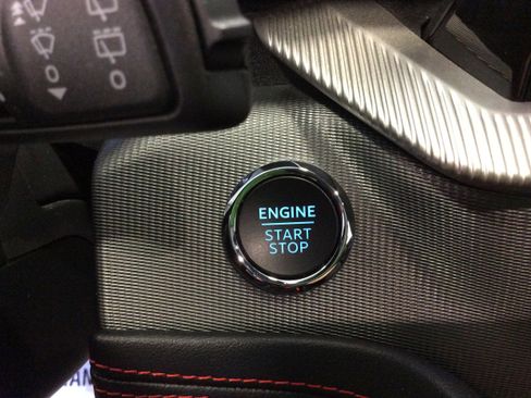 Used 2025 Ford Explorer ST-Line image 25