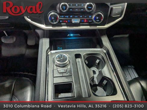 Used 2022 Ford Expedition XLT image 26