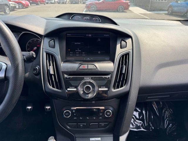 Used 2013 Ford Focus ST FWD image 2