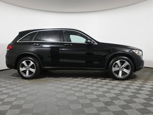 Used 2022 Mercedes-Benz GLC 300 4MATIC image 8