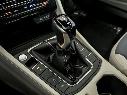 New 2026 Volkswagen Jetta SE image 15