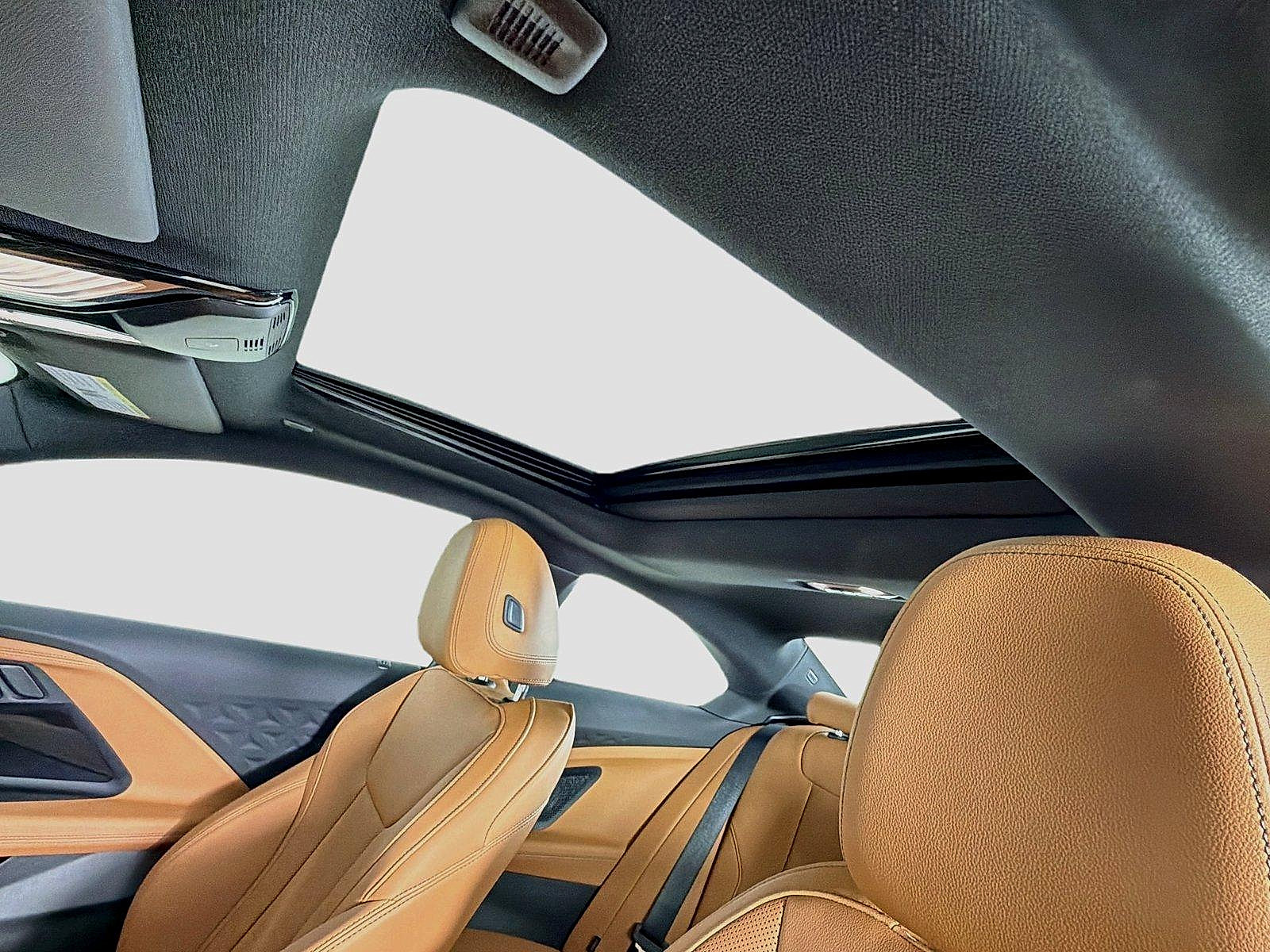 Certified 2025 BMW M240i Coupe RWD image 22