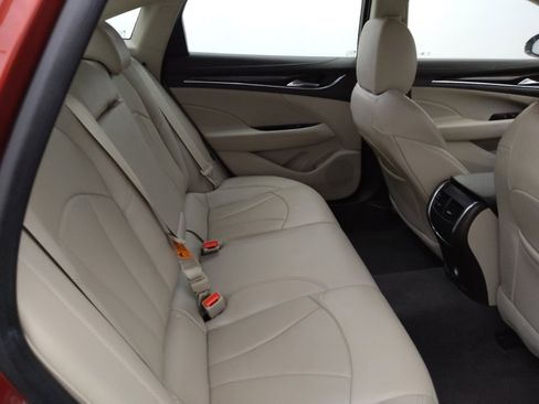 Used 2018 Buick LaCrosse Essence image 19