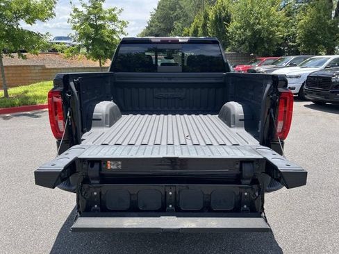 Used 2019 GMC Sierra 1500 AT4 w/ Off Road Performance Package AWD/4WD image 26