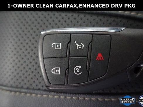 Used 2024 Chevrolet Traverse RS image 18