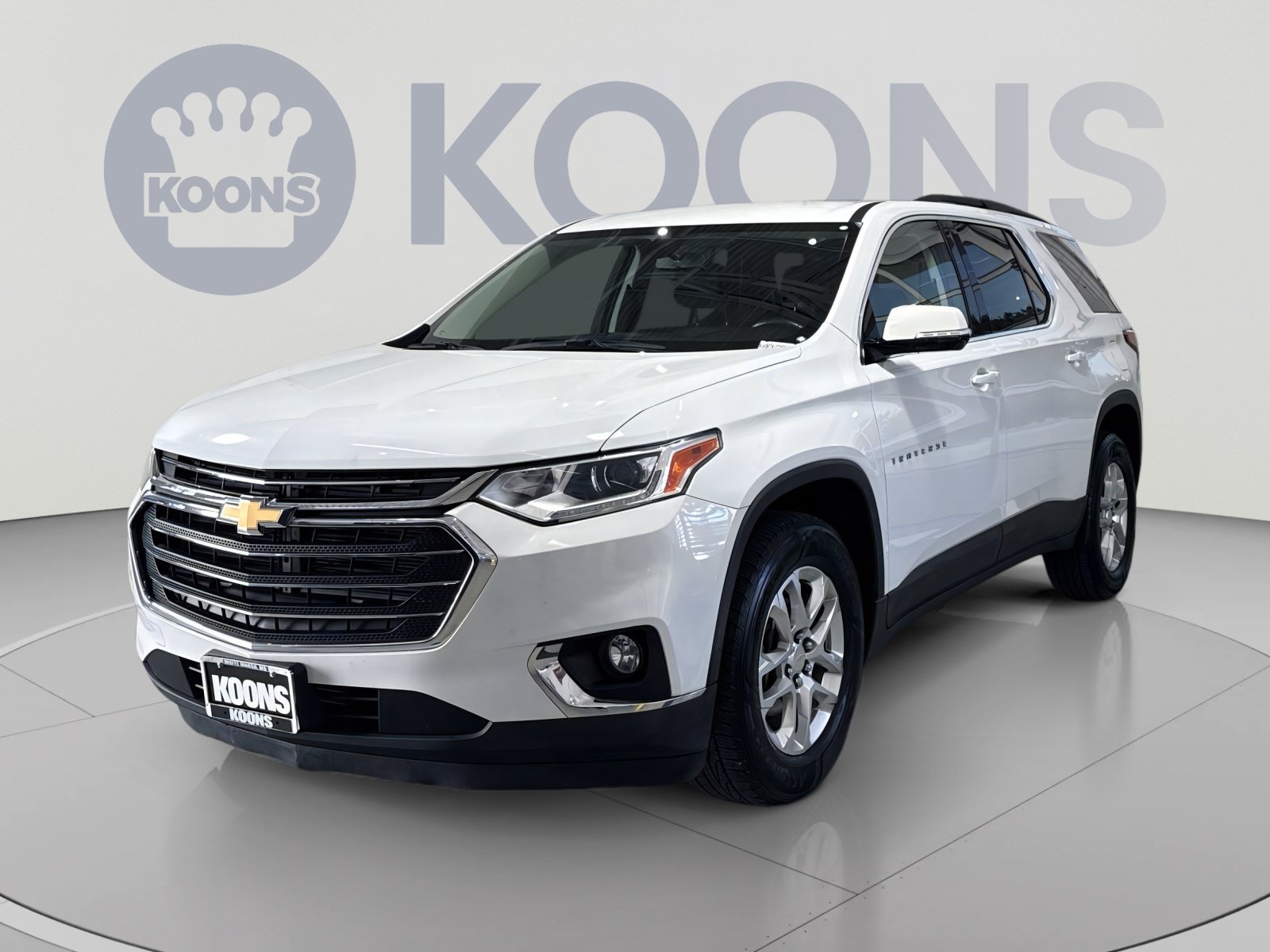 Used 2019 Chevrolet Traverse LT FWD image 1
