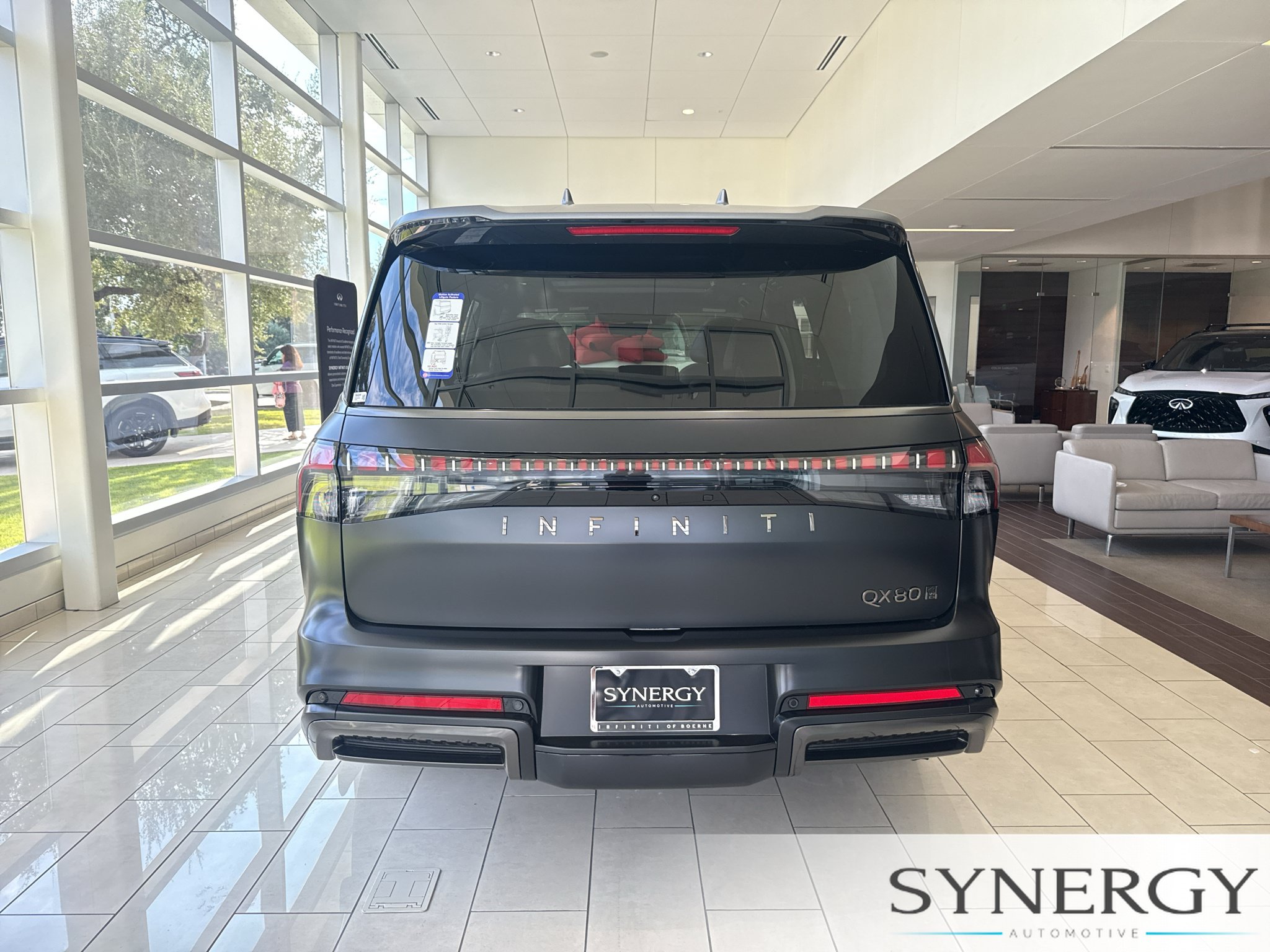 New 2027 INFINITI QX80 Autograph w/ Premium Cargo Package AWD/4WD image 6