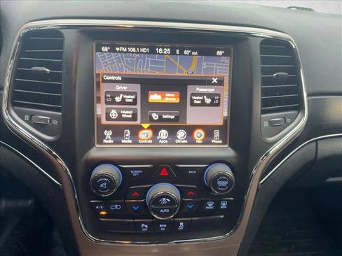 Used 2015 Jeep Grand Cherokee Limited image 15