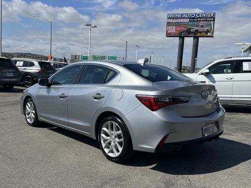 Used 2019 Acura ILX image 3
