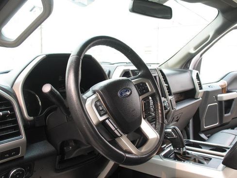 Used 2018 Ford F150 Lariat AWD/4WD image 24