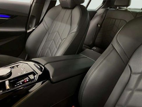 Used 2025 BMW i5 eDrive40i image 81