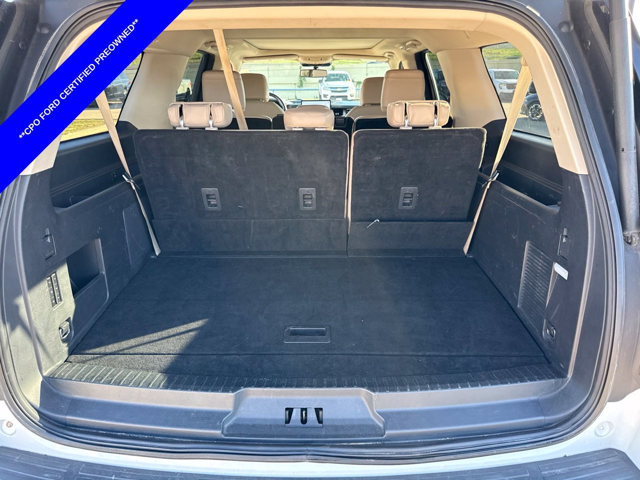 Used 2024 Ford Expedition Max Limited RWD image 11