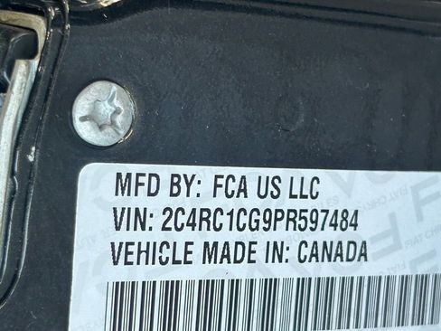 Used 2023 Chrysler Voyager LX image 40