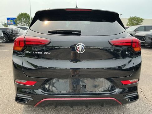 Certified 2023 Buick Encore GX Select w/ Sport Touring Package FWD image 4