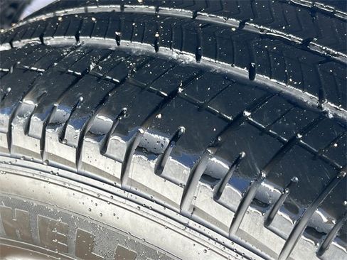 Used 2023 Ford F150 XLT w/ Trailer Tow Package image 8