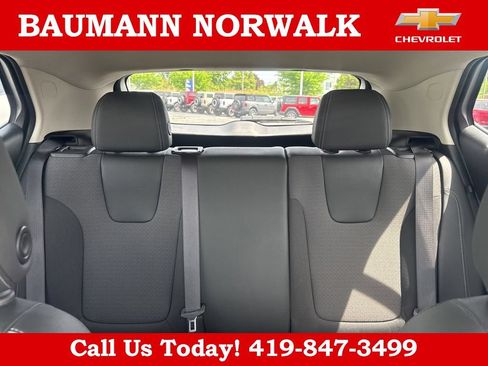 Used 2025 Buick Encore GX Preferred FWD image 24