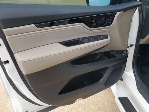 Used 2023 Honda Odyssey Touring image 30