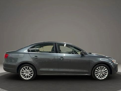 Used 2012 Volkswagen Jetta SEL FWD image 6