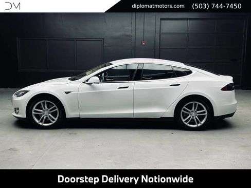 Used 2013 Tesla Model S RWD image 4