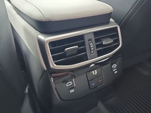 Used 2025 Lexus RX 350h image 22