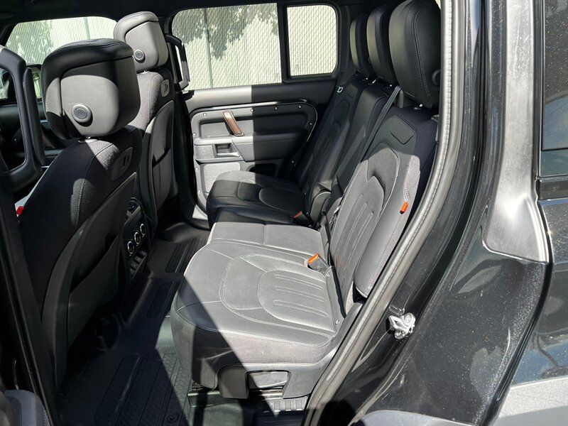 Used 2021 Land Rover Defender 110 X AWD/4WD image 20