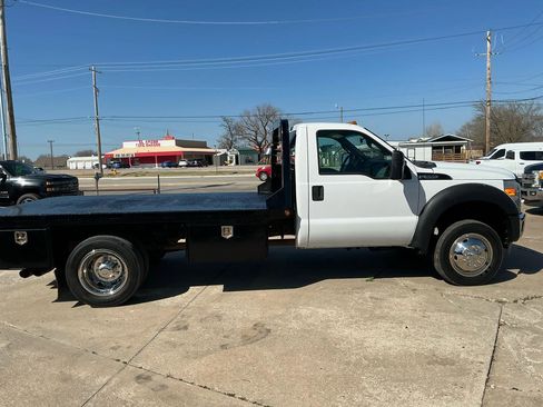 Used 2015 Ford F550 Regular Cab DRW 2WD image 5