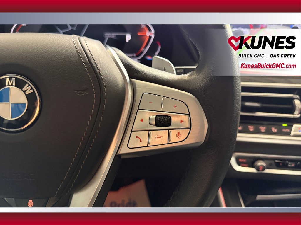 Used 2022 BMW X7 xDrive40i w/ Cold Weather Package AWD/4WD image 15