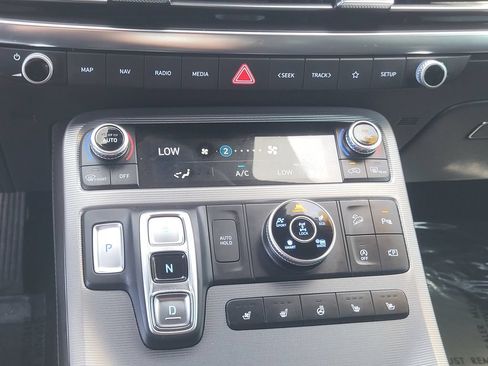 Used 2024 Hyundai Palisade Calligraphy AWD/4WD image 25