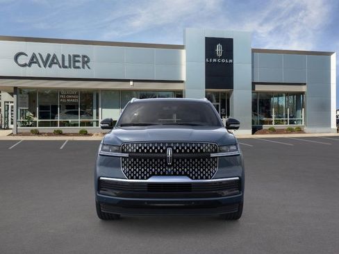 New 2026 Lincoln Navigator Reserve image 6