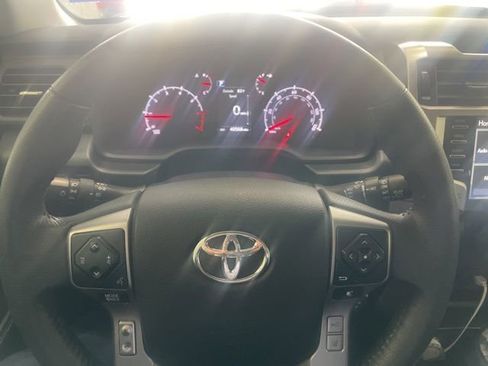 Used 2022 Toyota 4Runner SR5 Premium w/ Moonroof Package image 14