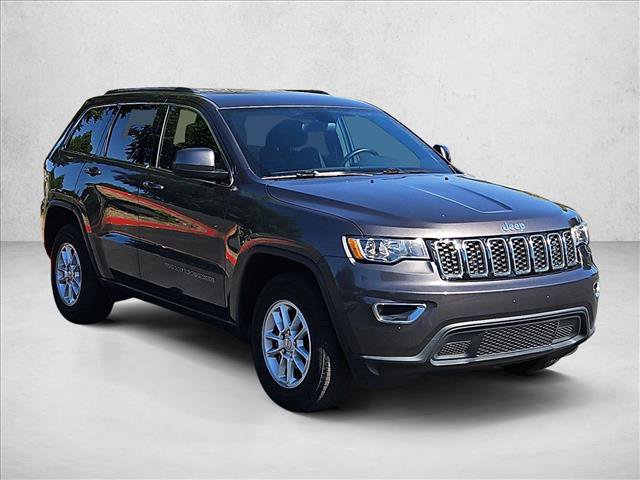 Used 2019 Jeep Grand Cherokee Laredo RWD image 3