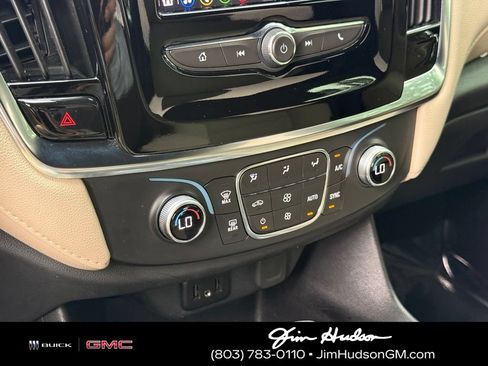 Certified 2023 Chevrolet Traverse LS FWD image 32