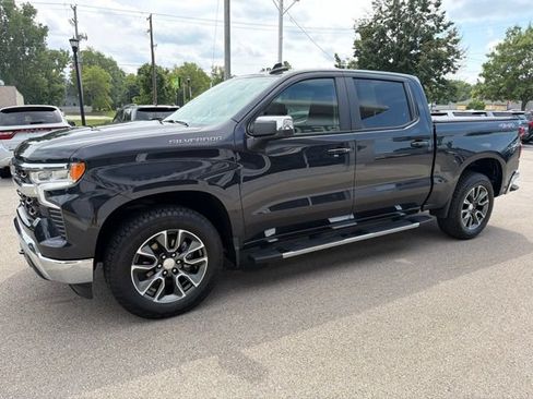 Certified 2024 Chevrolet Silverado 1500 LT AWD/4WD image 7