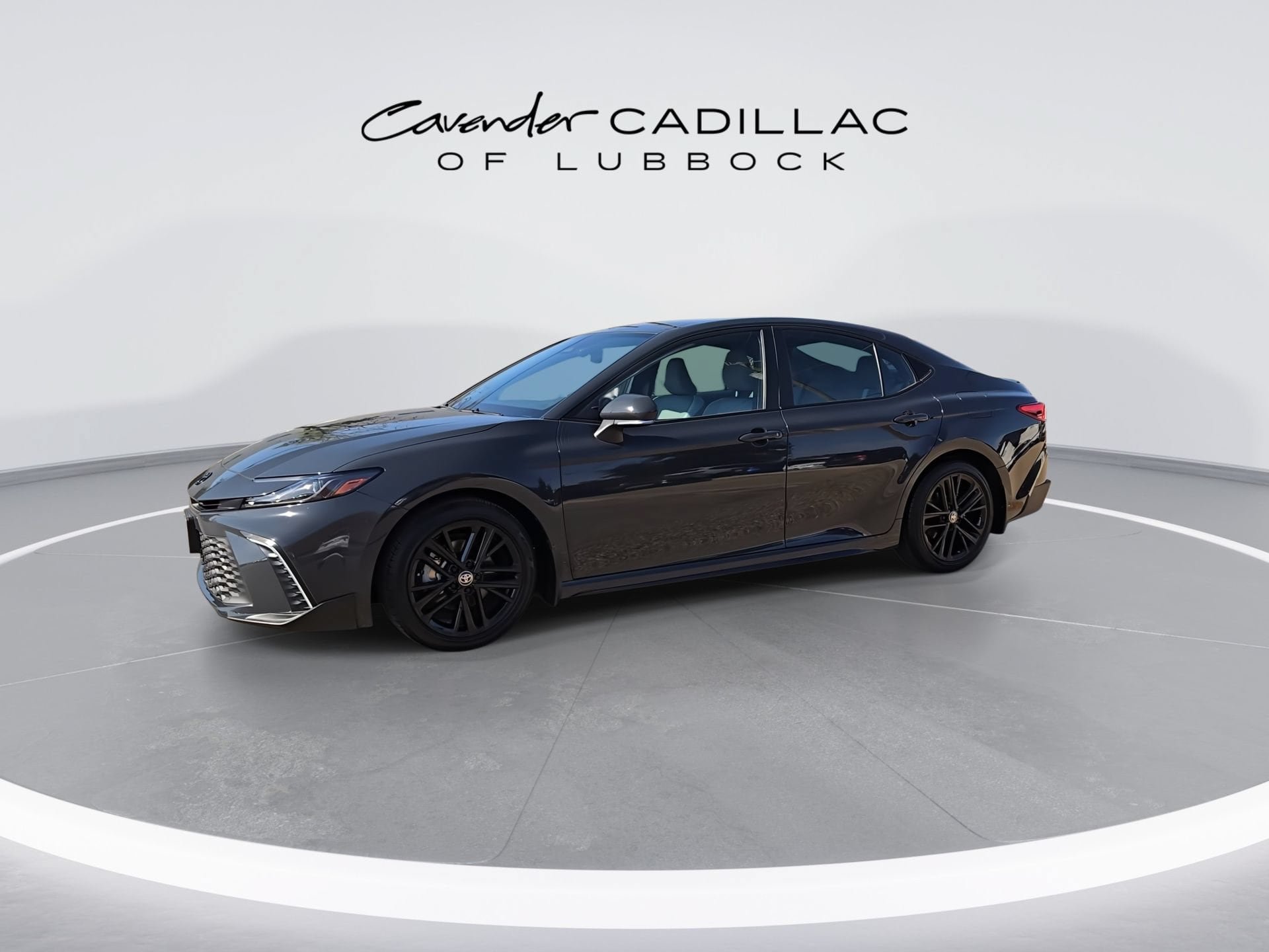 Used 2026 Toyota Camry SE FWD image 5