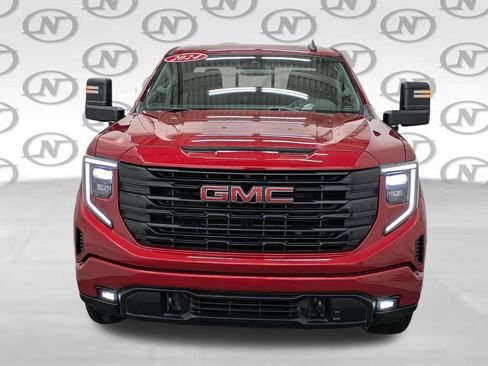 Used 2024 GMC Sierra 1500 Elevation w/ Preferred Package AWD/4WD image 19