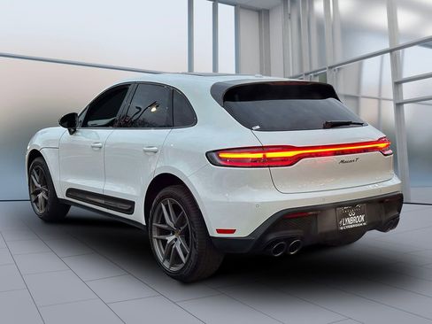 Used 2023 Porsche Macan Turbo image 8