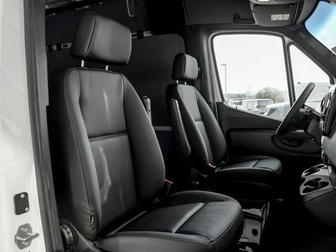 Used 2026 Mercedes-Benz Sprinter 2500 image 21