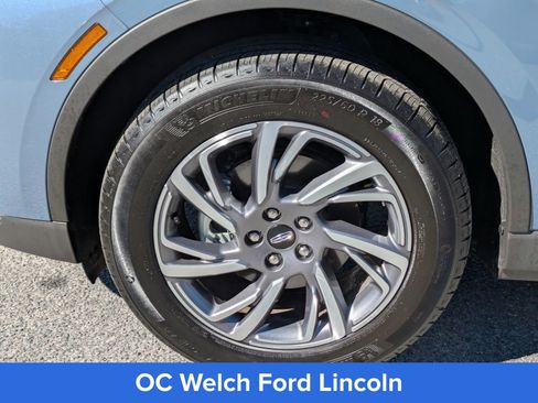 Certified 2025 Lincoln Corsair FWD w/ Equipment Group 101A image 15