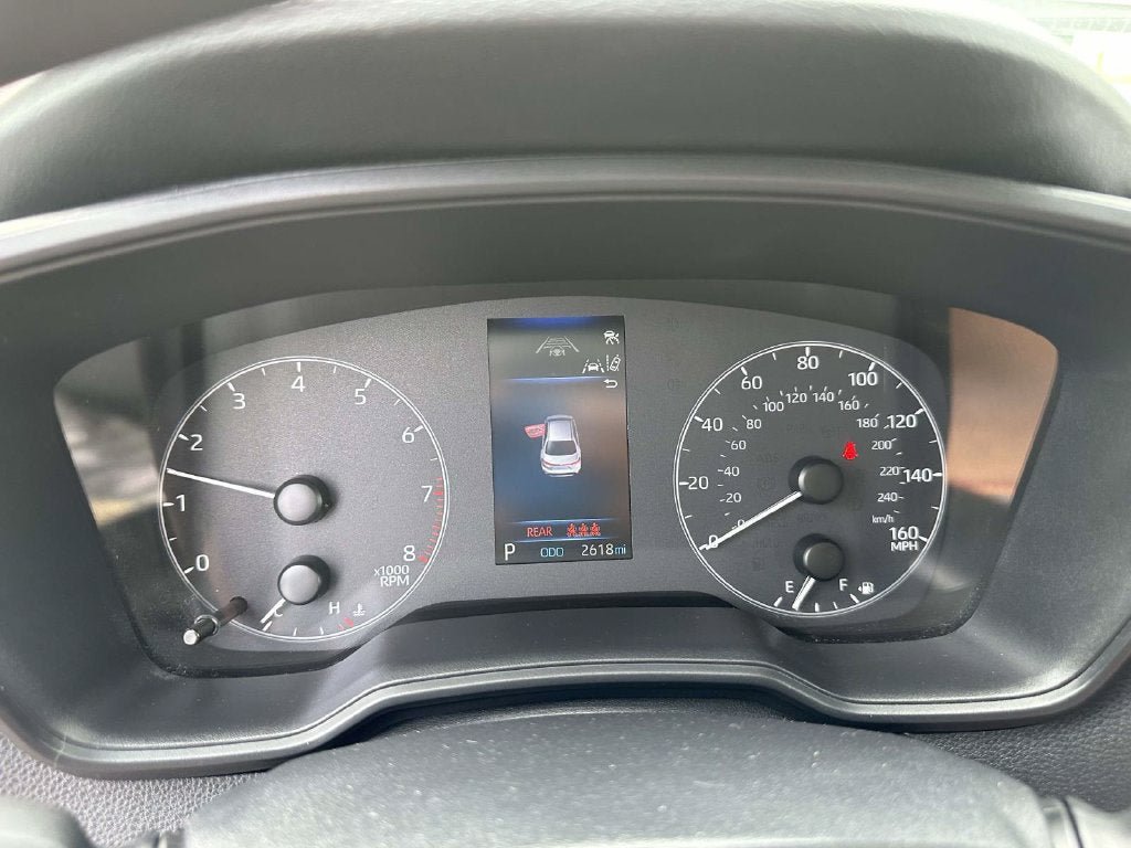 Used 2024 Toyota Corolla LE FWD image 27