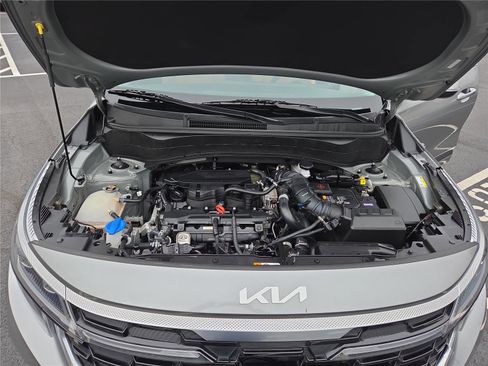 Certified 2024 Kia Seltos SX image 10