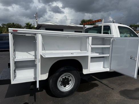Used 1999 Ford F250 XL image 15