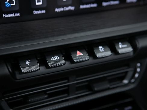 Certified 2023 Porsche 911 50th Anniversary Edition image 21