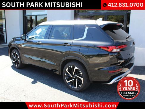 Used 2025 Mitsubishi Outlander SEL AWD/4WD image 6