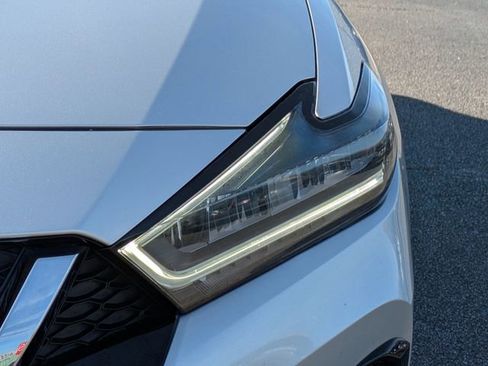 Used 2023 Nissan Maxima SV w/ Floor Mat Group image 9