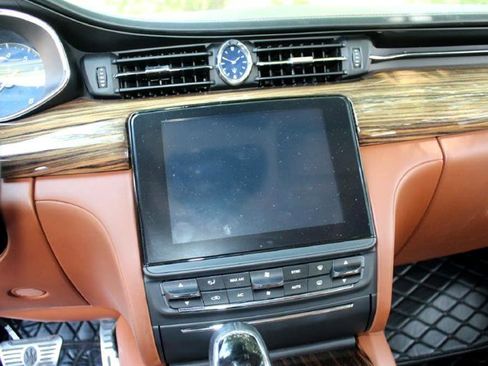 Used 2017 Maserati Quattroporte S GranLusso image 20